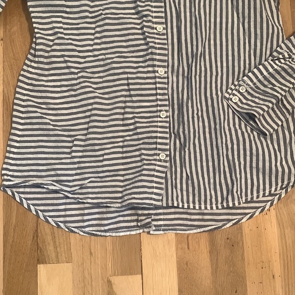 CASLON Striped Long Sleeve Collared Button Down Blouse Blue and White Women’s S - Picture 6 of 12